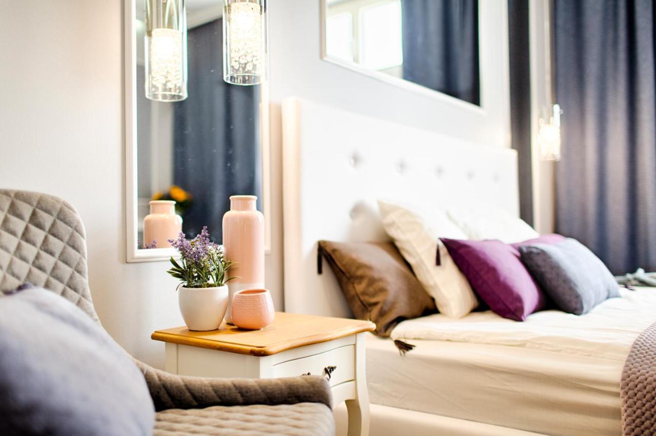 Main Square Apartments Красков Екстериор снимка