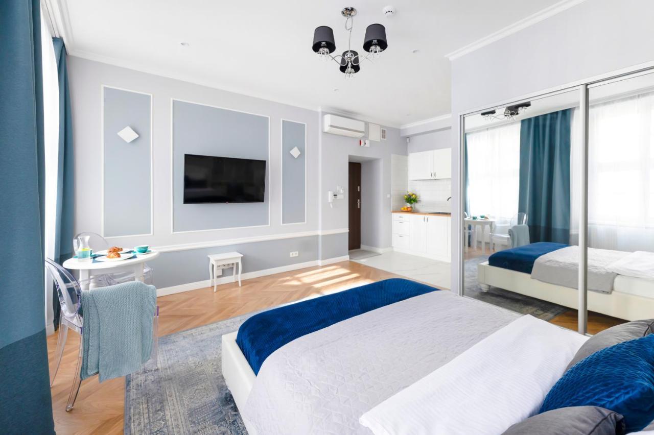 Main Square Apartments Красков Екстериор снимка