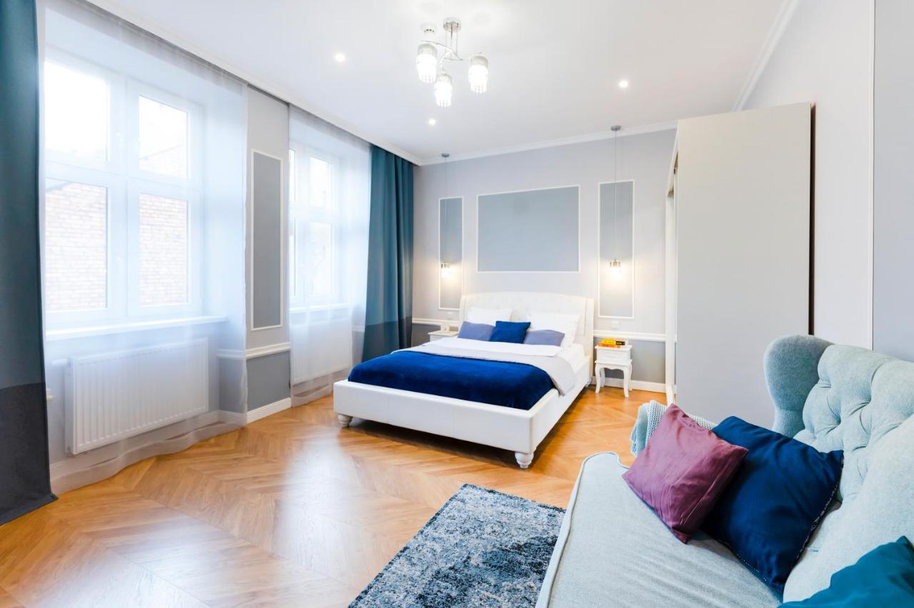 Main Square Apartments Красков Екстериор снимка