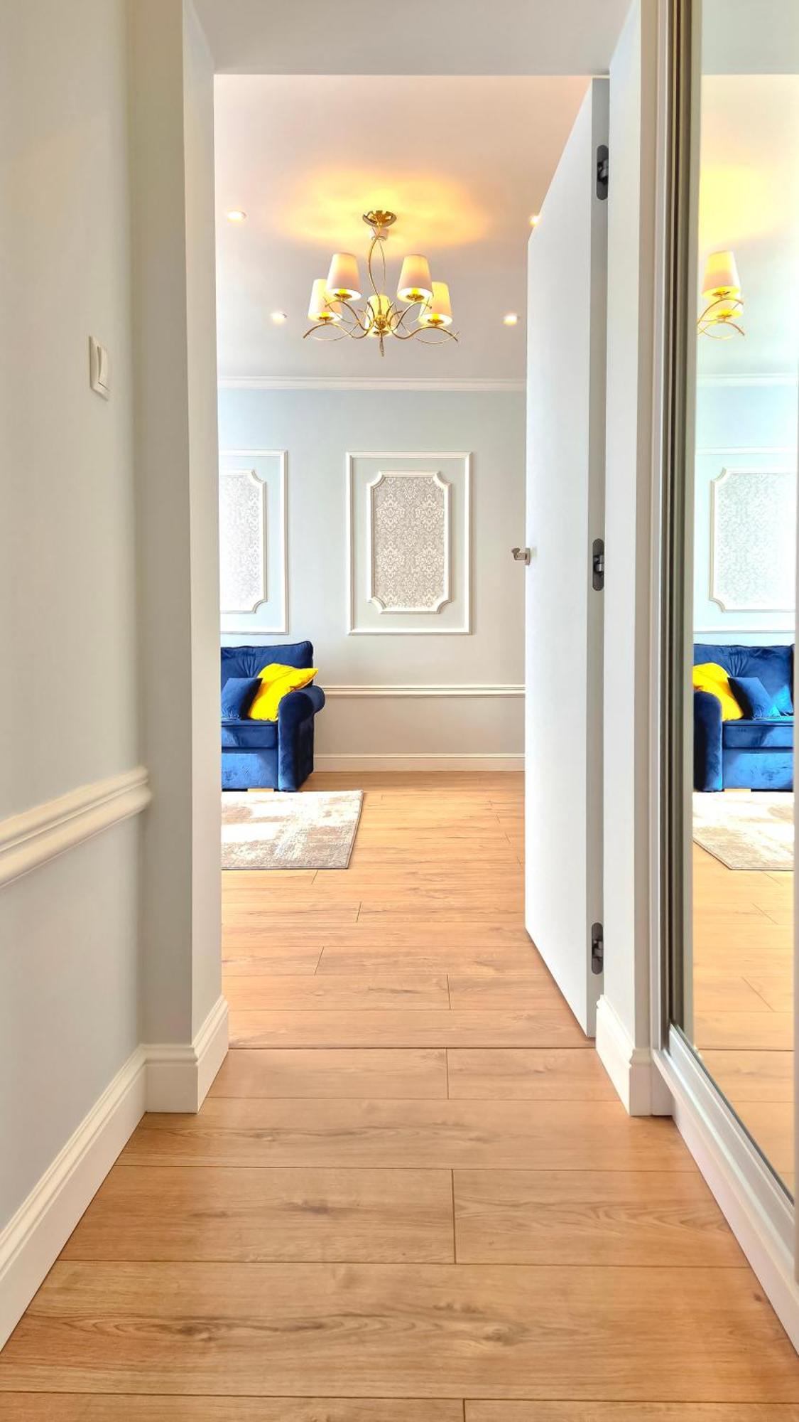 Main Square Apartments Красков Екстериор снимка