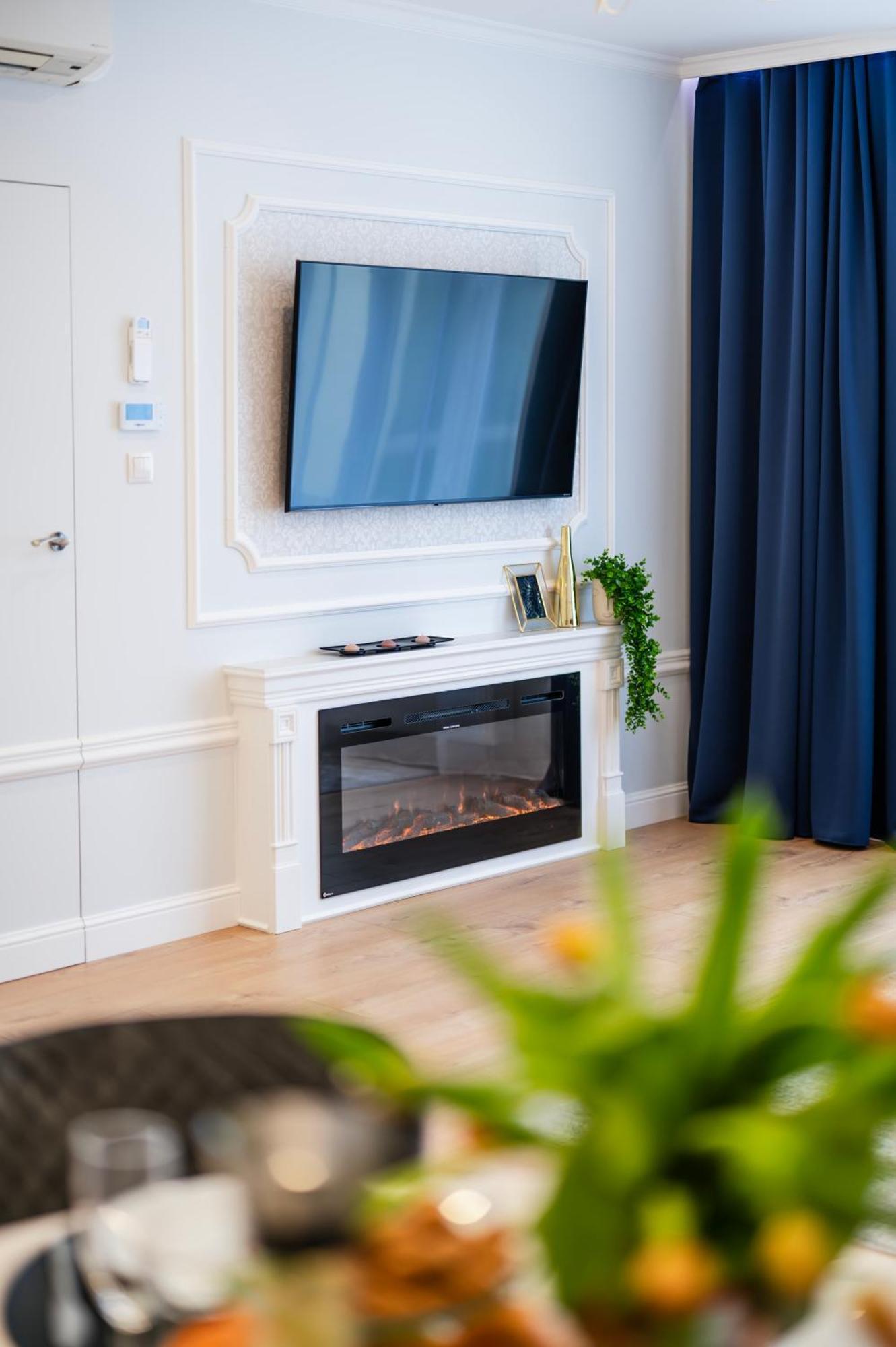 Main Square Apartments Красков Екстериор снимка