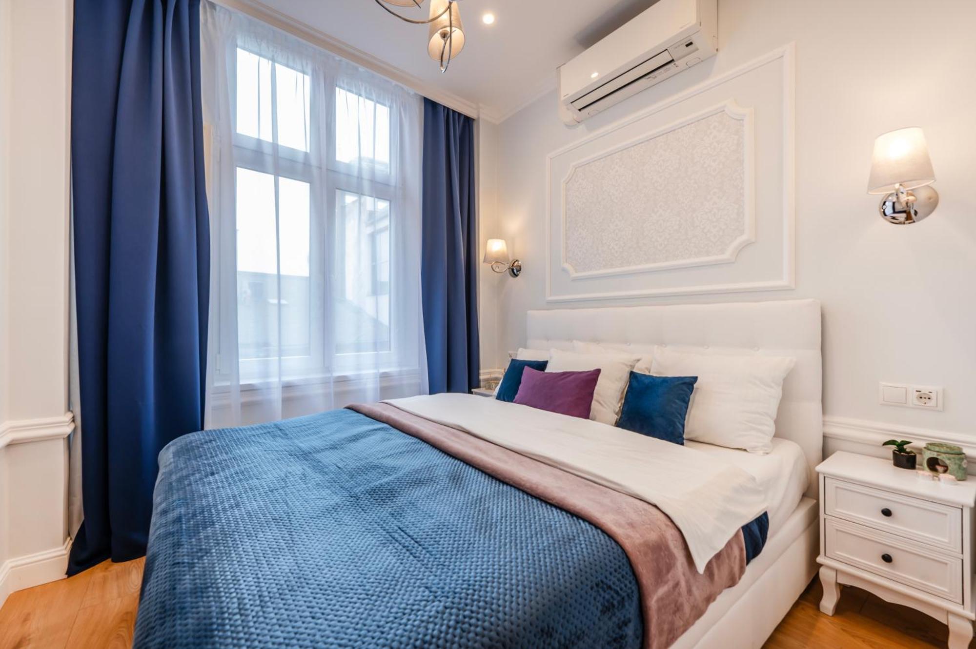 Main Square Apartments Красков Екстериор снимка