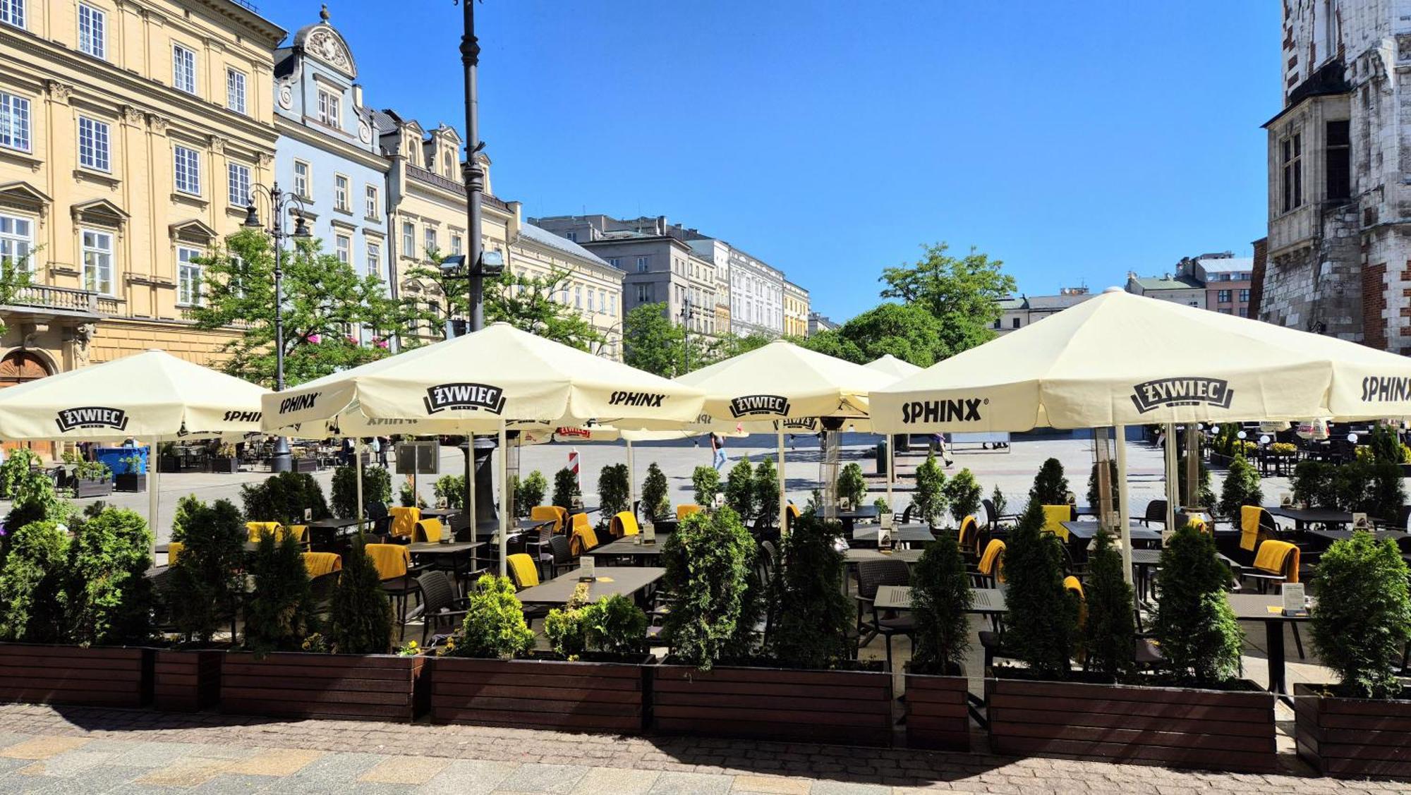Main Square Apartments Красков Екстериор снимка
