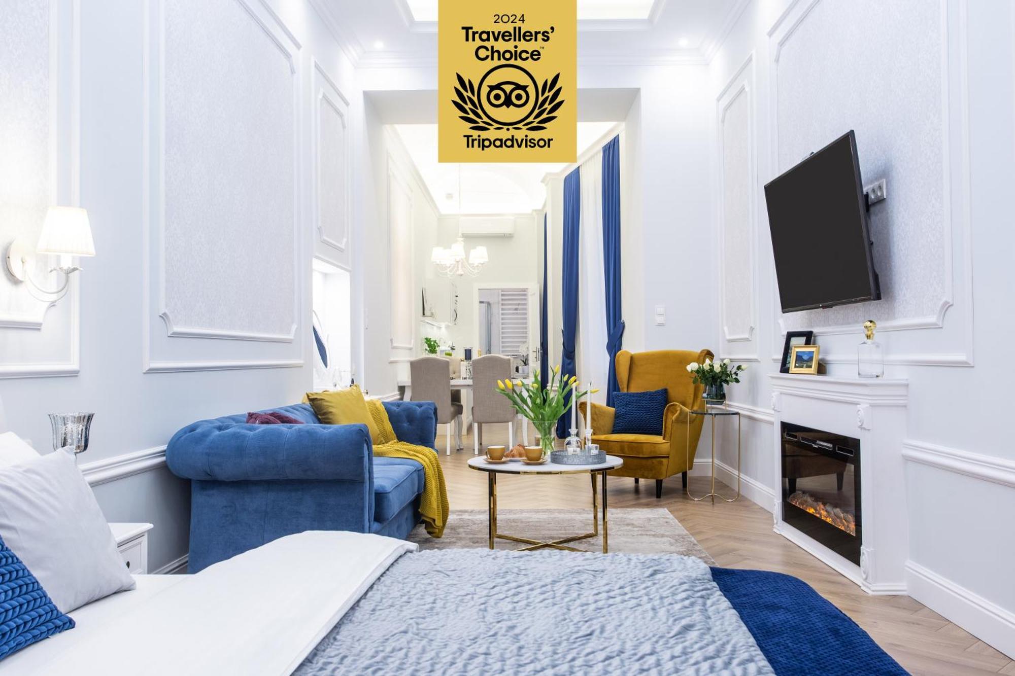 Main Square Apartments Красков Екстериор снимка